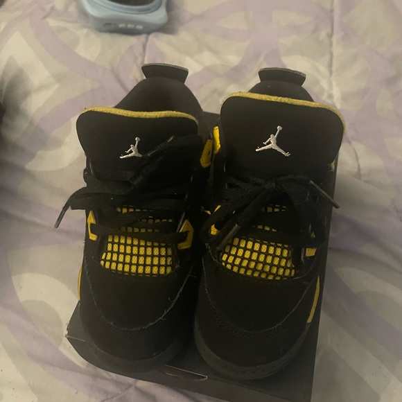 Jordan’s 1 retro and Jordan’s 4 retro for toddler size 10c - Picture 4 of 5